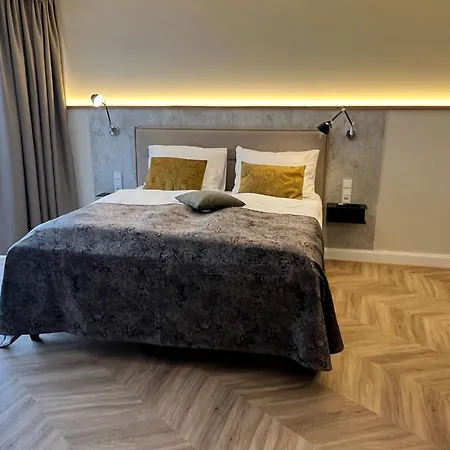 Pflugsmuehle Szálloda